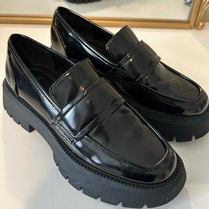 Zara loafers 6.5